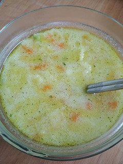 Egyszerű zöldségleves recept fotója