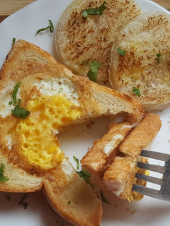 A picture of Pepper Egg in a hole.