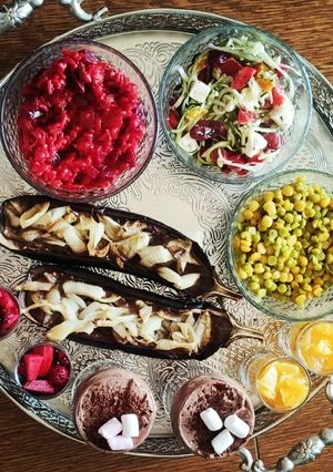 Une photo de 🌟🌟🌟Thali festif d'été