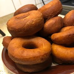 A picture of Fluffy home made donuts.