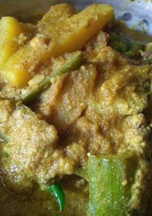 A picture of Jhinge posto (ridged gourd Poppy seed curry).