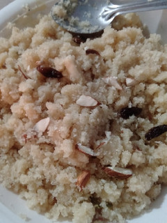 सूजी का हलवा (suji ka halwa recipe in Hindi) रेसिपी मुख्य फोटो