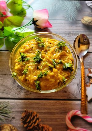 A picture of Dal kichidi.