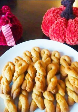 Φωτογραφία της συνταγής Κουλουράκια πορτοκάλι με λίγα υλικά και θερμίδες