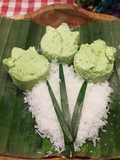 Putu bambu cetak bunga tulip