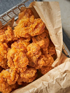 Una foto de Deliciosas croquetas de arroz fritas!