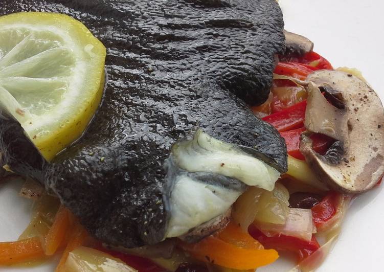 Rodaballo en papillote con champiñones