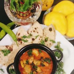 A picture of Arbi curry.