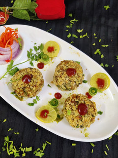 वॉलनट पनीर कबाब (walnut paneer kabab recipe in Hindi) रेसिपी मुख्य फोटो