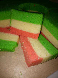 Foto resep Bolu kukus pelangi