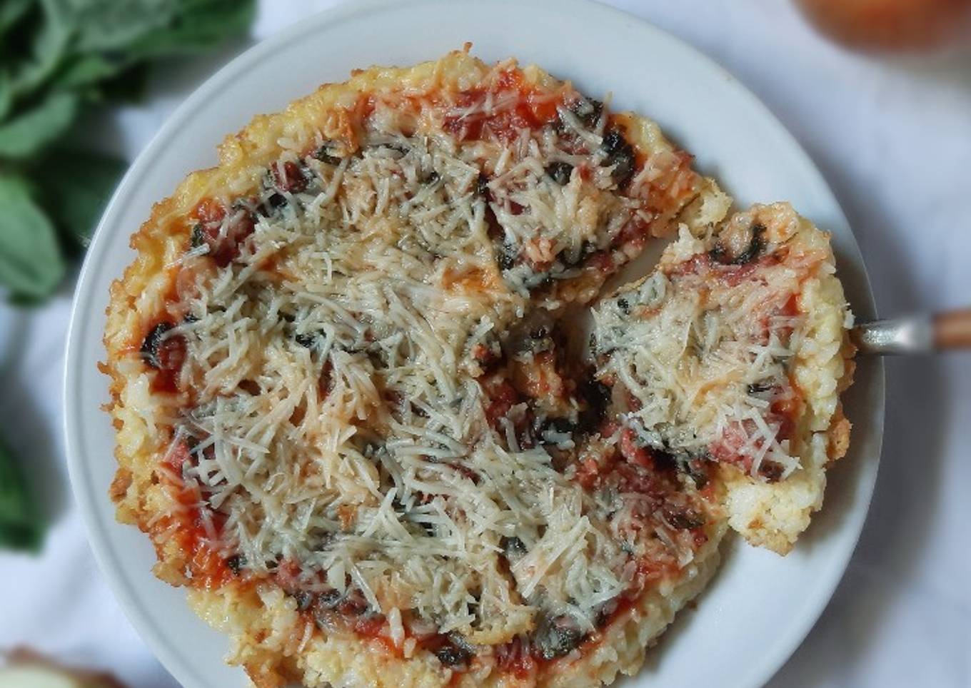 Pizza Nasi Topping Bayam