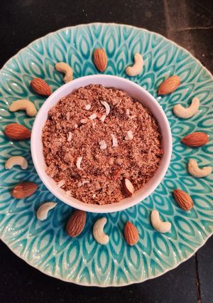 A picture of Alsi ki Panjiri / Flaxseeds Panjiri.