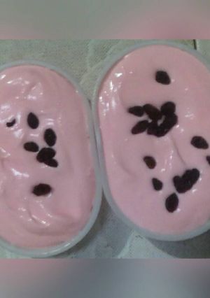 Foto resep Ice Cream Pondan Strawberry Kismis