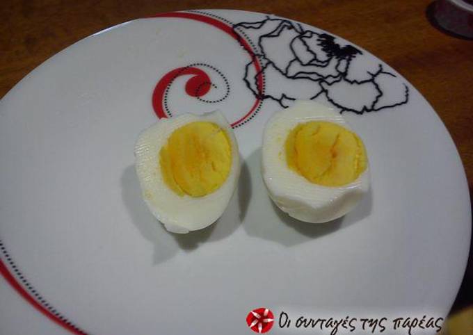 κύρια φωτογραφία συνταγής Βράζοντας πασχαλινά αυγά στο... φούρνο!