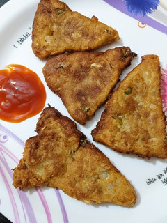 ব্রেড পটেটো স্নাক্স রেসিপির প্রধান ছবি