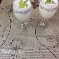 A picture of Mint lassi.
