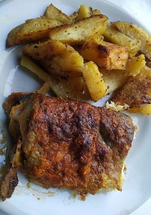 Sült pisztráng sütőben sült burgonyával recept fotója