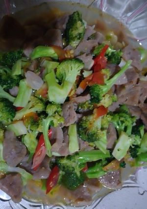 Foto resep Tumis Brokoli Bakso