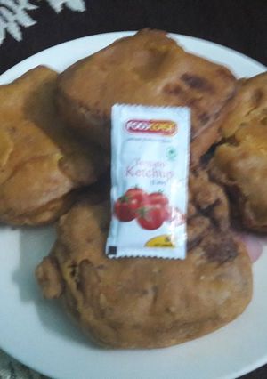 A picture of Stuffed Bread Pakora.