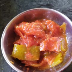 A picture of Tomato and Green Chilli Chutney.