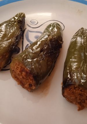 Una foto de Chiles jalapeños rellenos de machaca y queso