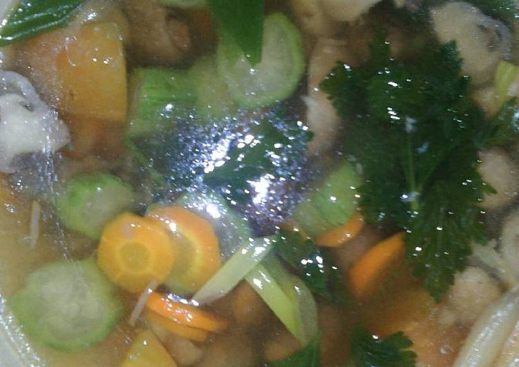 Resep Sop jamur simpel seger yang Enak