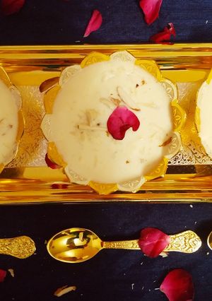 A picture of Rasmalai.