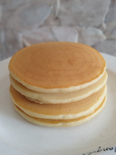 Una foto de Panqueques (hot cakes) esponjosos