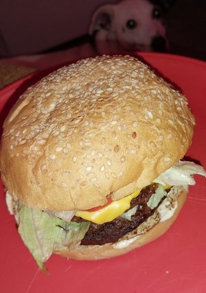 Una foto de Hamburguesa con doble carne 🍔🥩