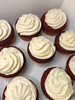 A picture of Red velvet cupcakes.