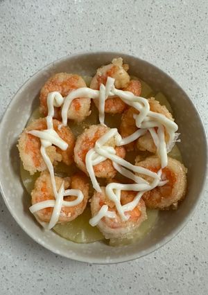 A picture of Pineapple Shrimp Balls.