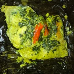 A picture of Chicken paturi.