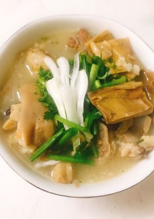 Hình của món Bí mật bát canh măng ngon ngày Tết.