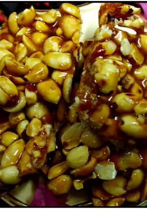 বাদাম চিক্কি (badam chikki recipe in bengali) রেসিপির প্রধান ছবি