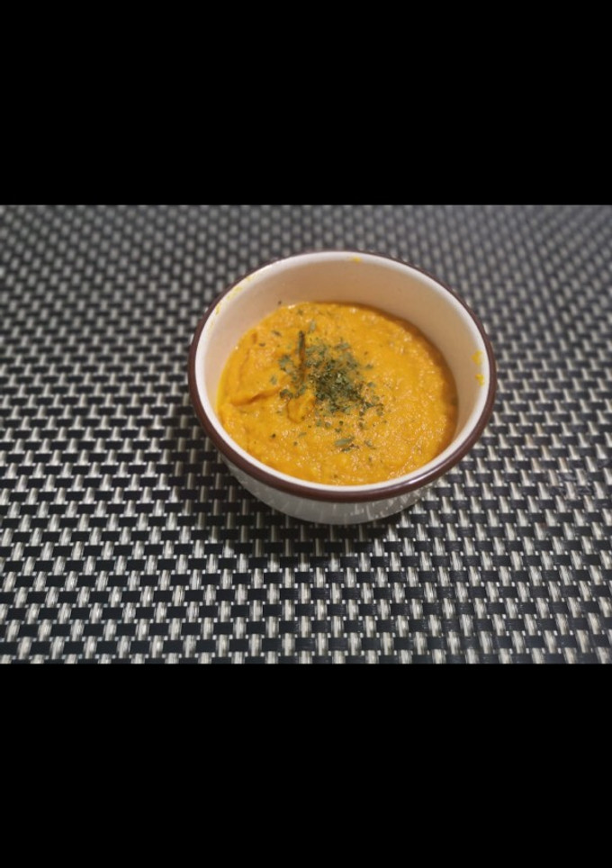 Una foto de Puré de verduras con quesito y jamón york braseado