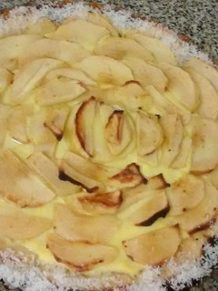 Una foto de Tarta de manzana y cema pastelera