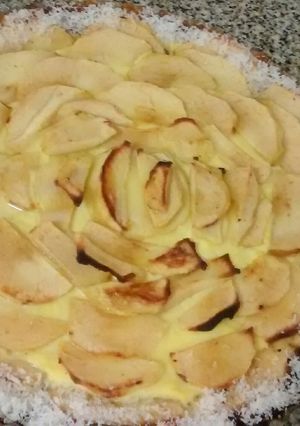 Una foto de Tarta de manzana y cema pastelera