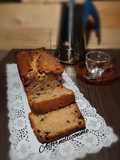Plumcake al caffè e gocce di cioccolato senza uova