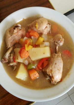 Foto principal de Pollo guisado con tres pimientos