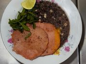 Una foto de frijoles con elote