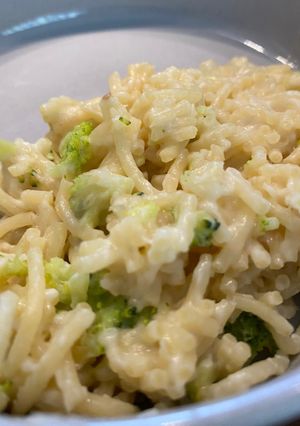 Foto resep Spagetti with cream sauce and brocolli