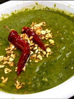 लसूणी पालक (lasuni palak recipe in marathi) रेसिपी चे मुख्य फोटो
