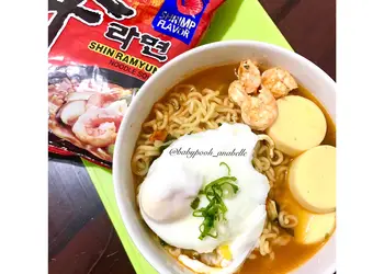 Resep Unik Shrimp Ramen buat Nonton Drakor 😂 Enak dan Sehat