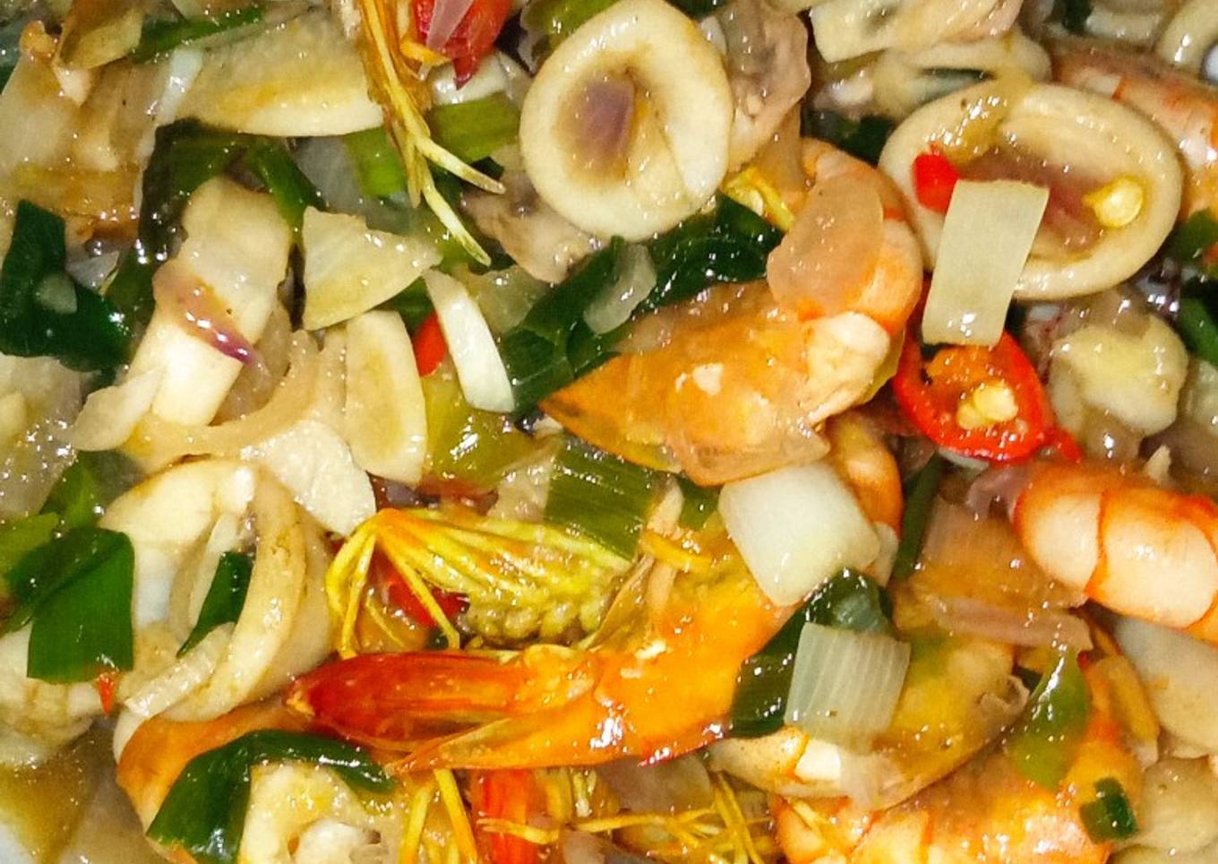 Tumis Udang dan Cumi-Cumi Saus Tiram