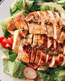 Salad Ức Gà Áp Chảo Sốt Mù Tạt