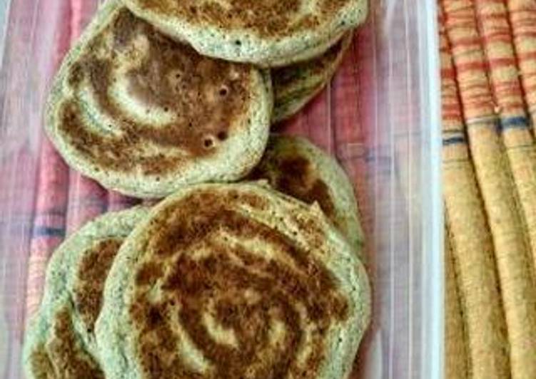 Banana Oat Souffle Pancake