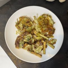A picture of Grilled artichokes.