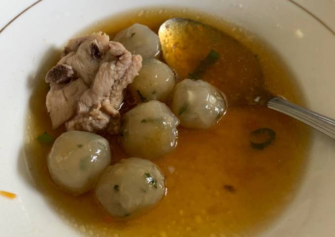 Langkah Mudah untuk Menyiapkan Cilok Ayam Kuah Bakso Pedas, Bisa Manjain Lidah