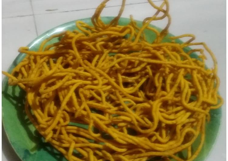 Simple Way to Make Speedy Besan garlic sev