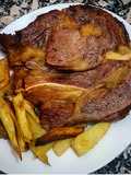 Tomahawk con papas y batatas fritas